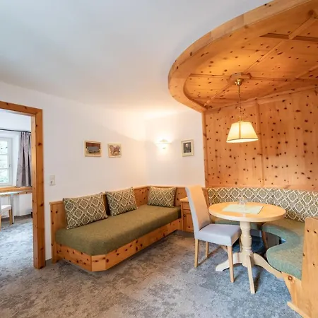 Отель Alpenhotel Kramerwirt 4*