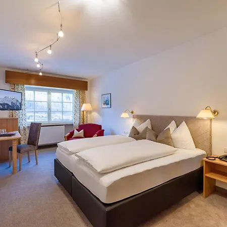 Alpenhotel Kramerwirt Otel 4*